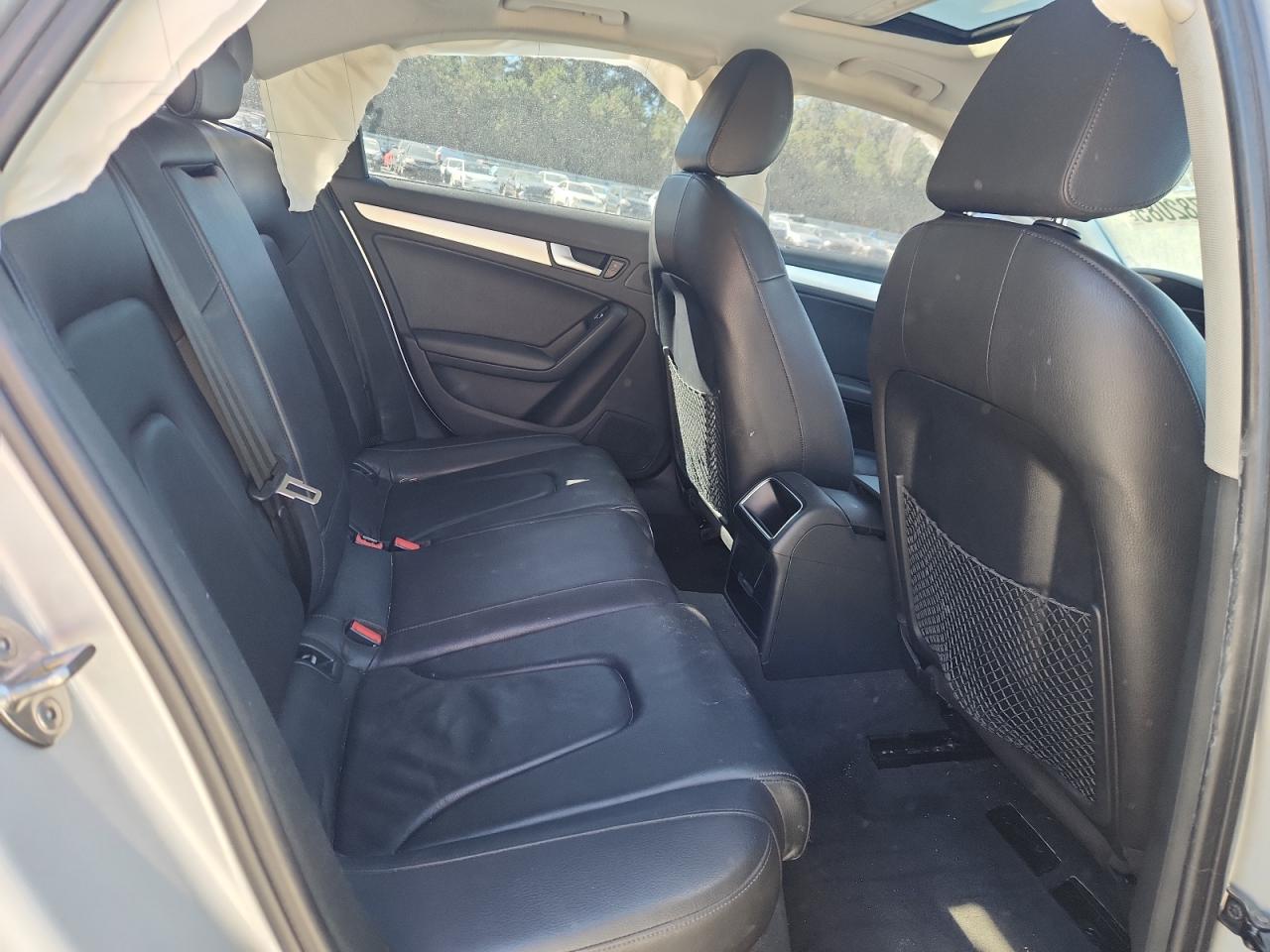 2014 Audi A4 Premium VIN: WAUAFAFL4EN043676 Lot: 86782085