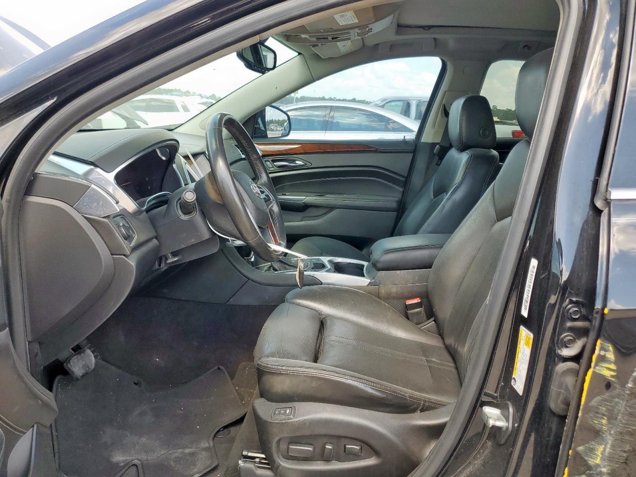 2014 Cadillac Srx Luxury Collection VIN: 3GYFNBE37ES563065 Lot: 81951055