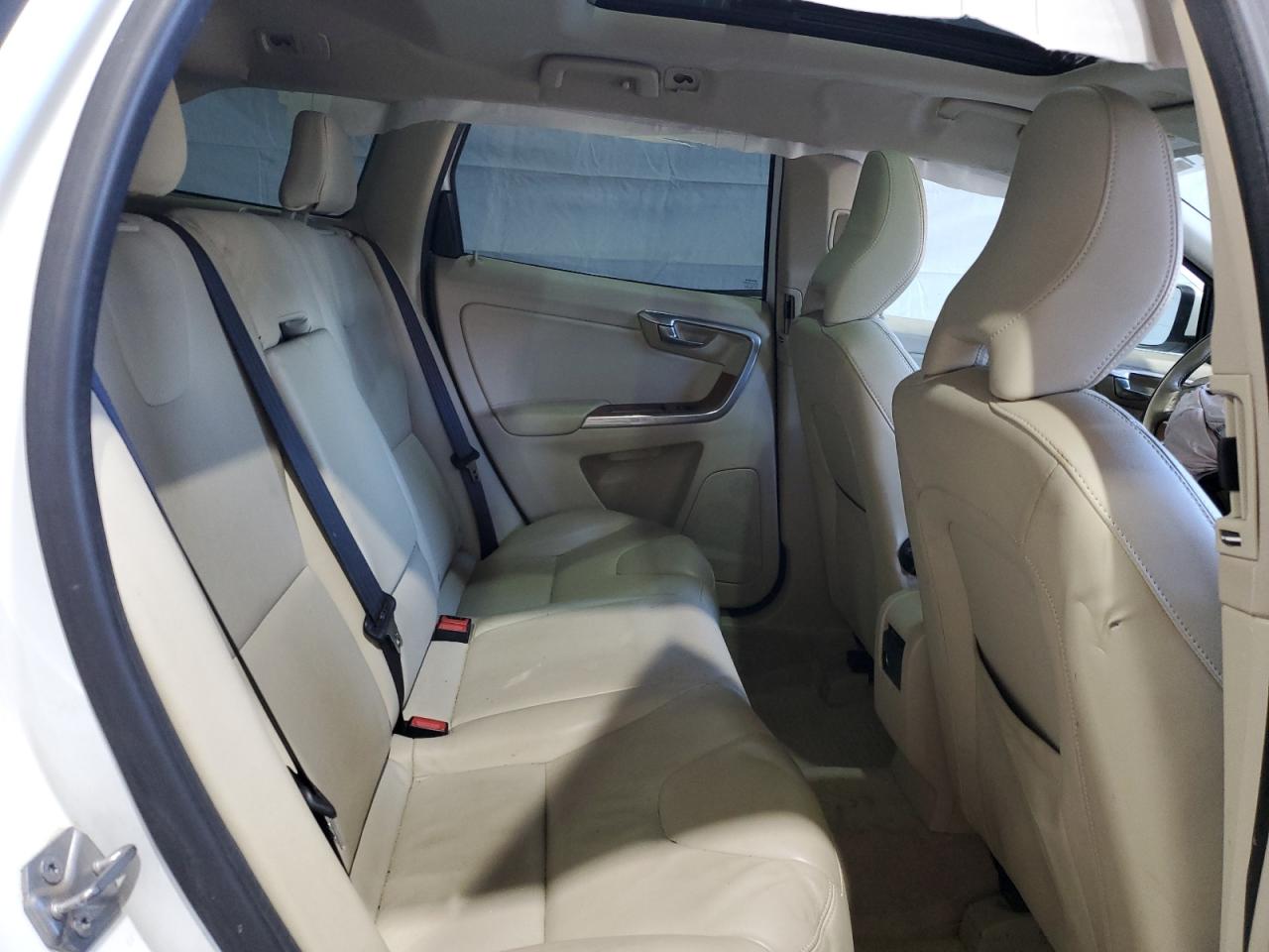 2015 Volvo Xc60 T6 Premier VIN: YV4902RKXF2637690 Lot: 84900715