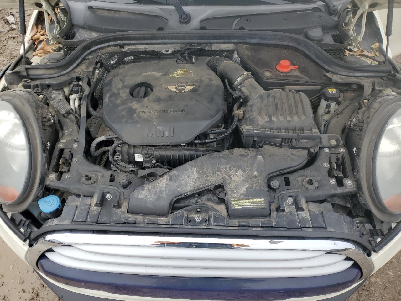 2015 Mini Cooper VIN: WMWXS5C53FT827315 Lot: 90102895