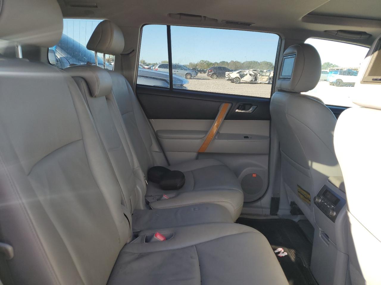 2008 Toyota Highlander Hybrid Limited VIN: JTEEW44A082016628 Lot: 84836595