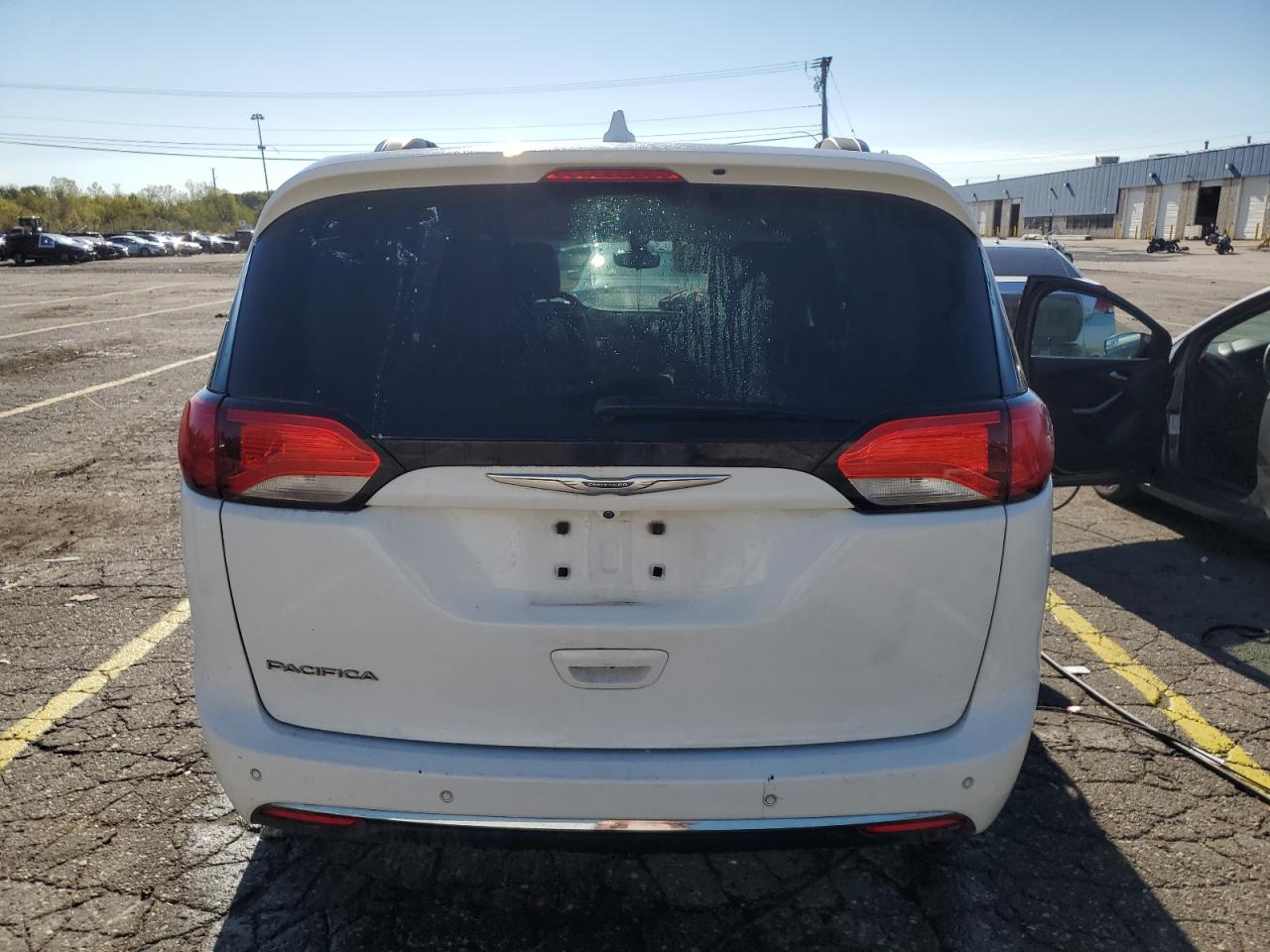 2017 Chrysler Pacifica Touring L VIN: 2C4RC1BG6HR539934 Lot: 85650725