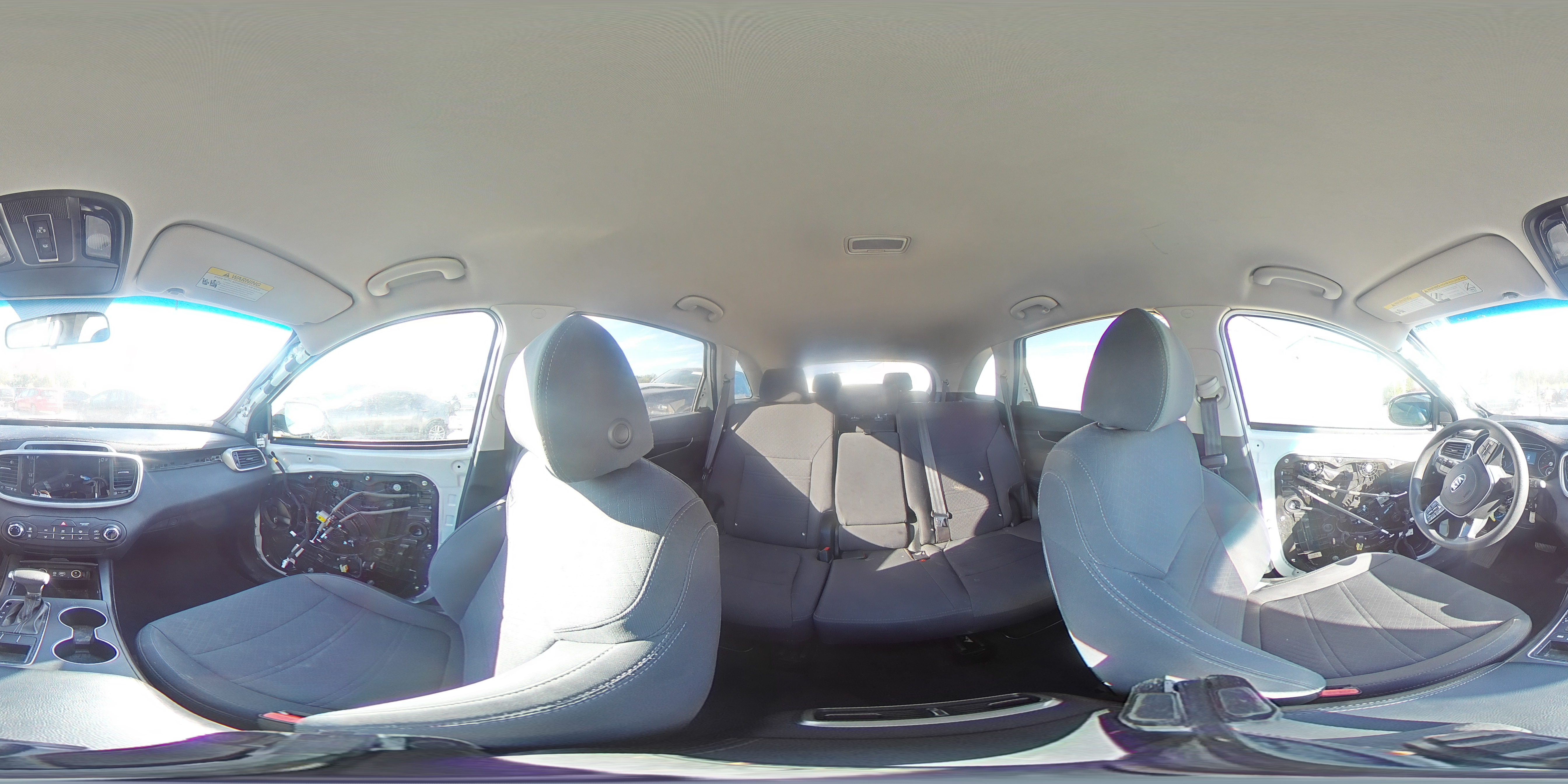 2019 Kia Sorento L VIN: 5XYPG4A34KG611060 Lot: 85113975