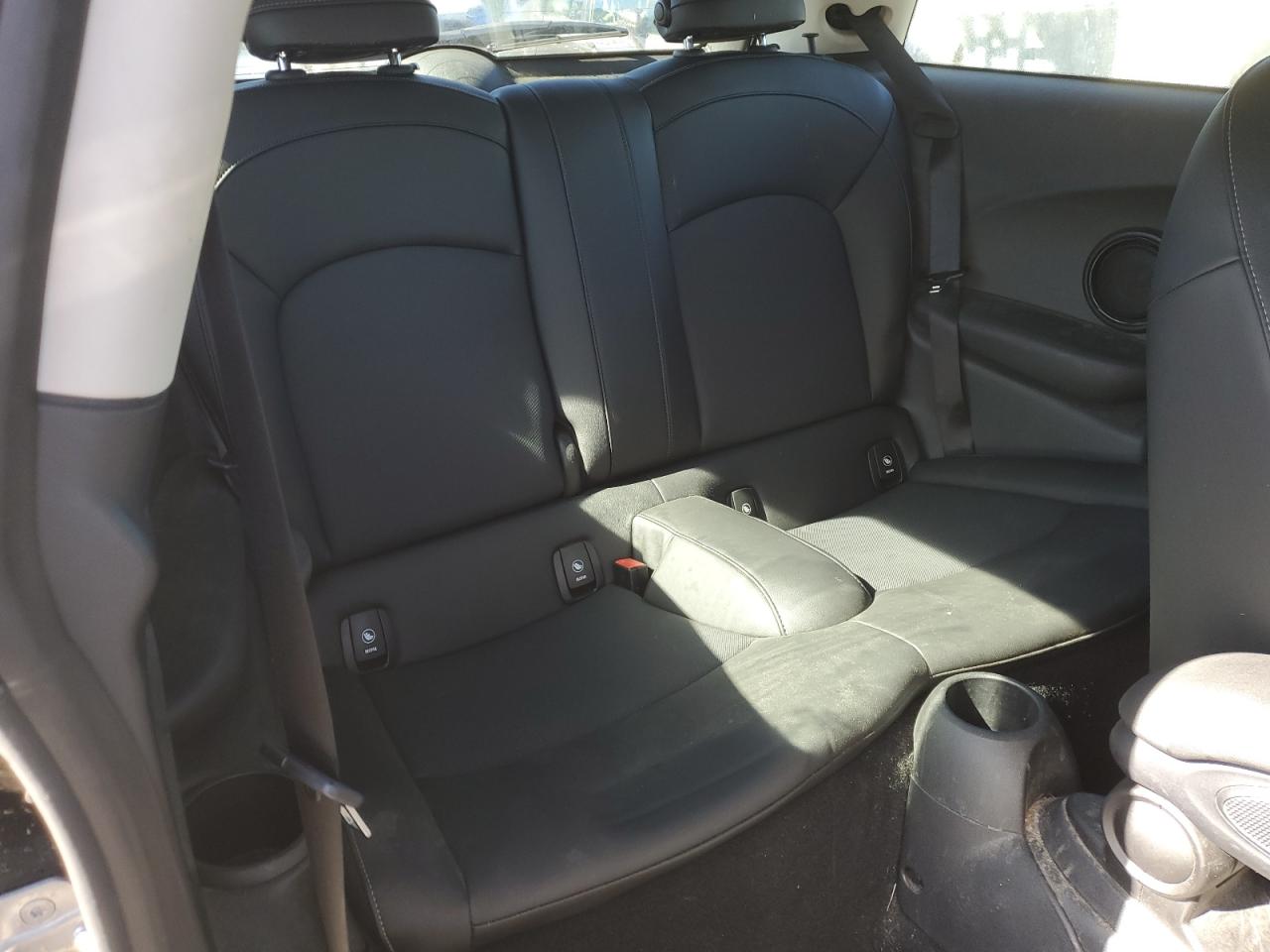 2020 Mini Cooper VIN: WMWXR3C04L2L91385 Lot: 90683985