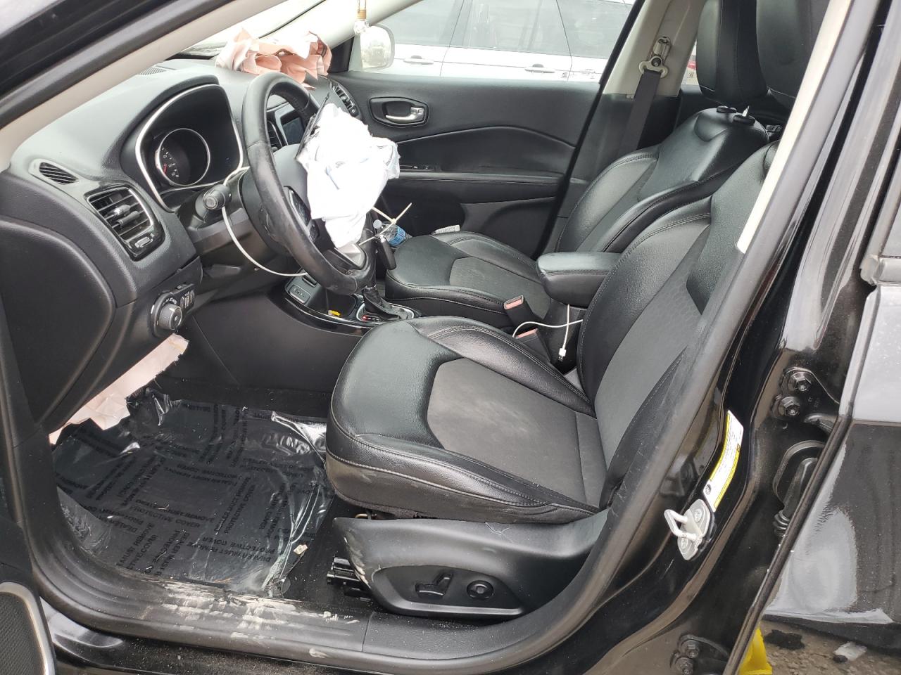 2019 Jeep Compass Latitude VIN: 3C4NJCBB2KT706637 Lot: 86140265