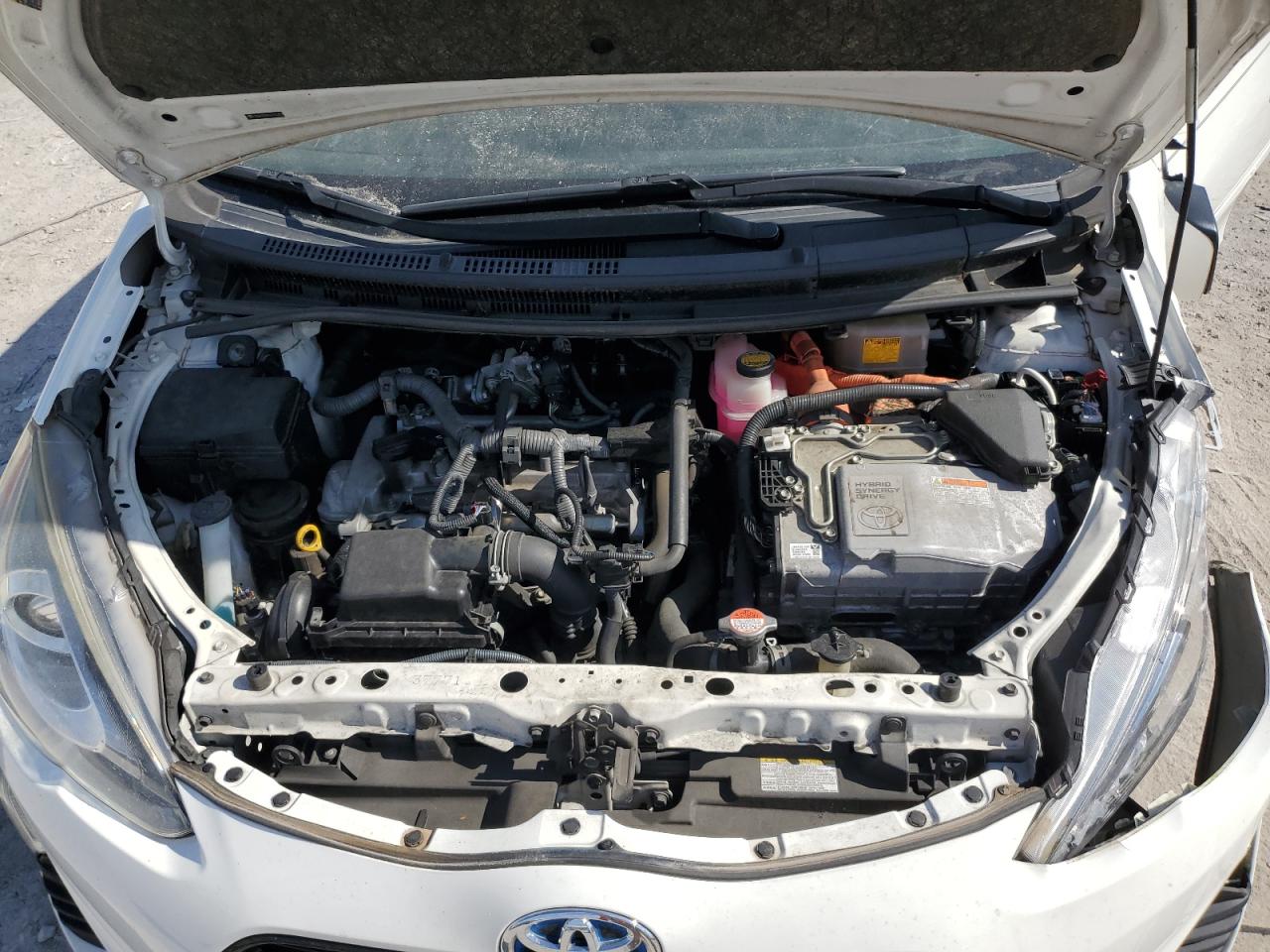 2016 Toyota Prius C VIN: JTDKDTB31G1131710 Lot: 81973225