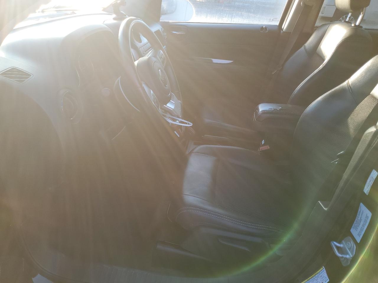 2016 Jeep Compass Latitude VIN: 1C4NJCEA7GD677667 Lot: 82513675