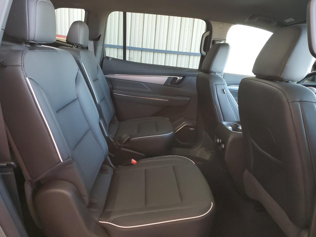 2025 Buick Enclave Preferred VIN: 5GAEVARS7SJ285764 Lot: 84655655