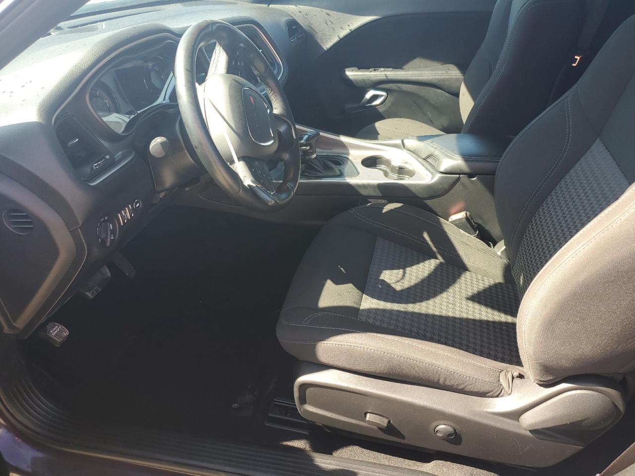 2022 Dodge Challenger Sxt VIN: 2C3CDZAG2NH206719 Lot: 82069695