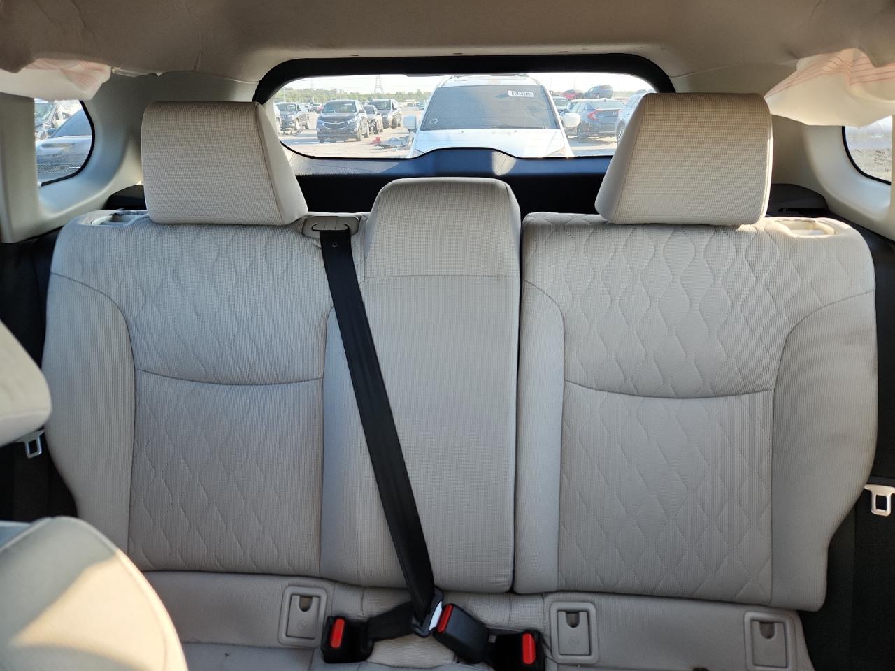 2025 Toyota Corolla Cross L VIN: 7MUAAAAG6SV124234 Lot: 81949495