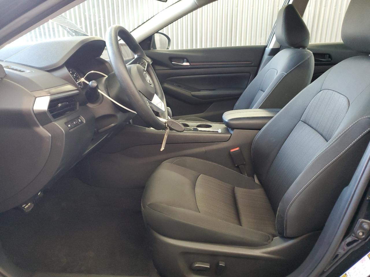 2025 Nissan Altima Sv VIN: 1N4BL4DV4SN323492 Lot: 84933625