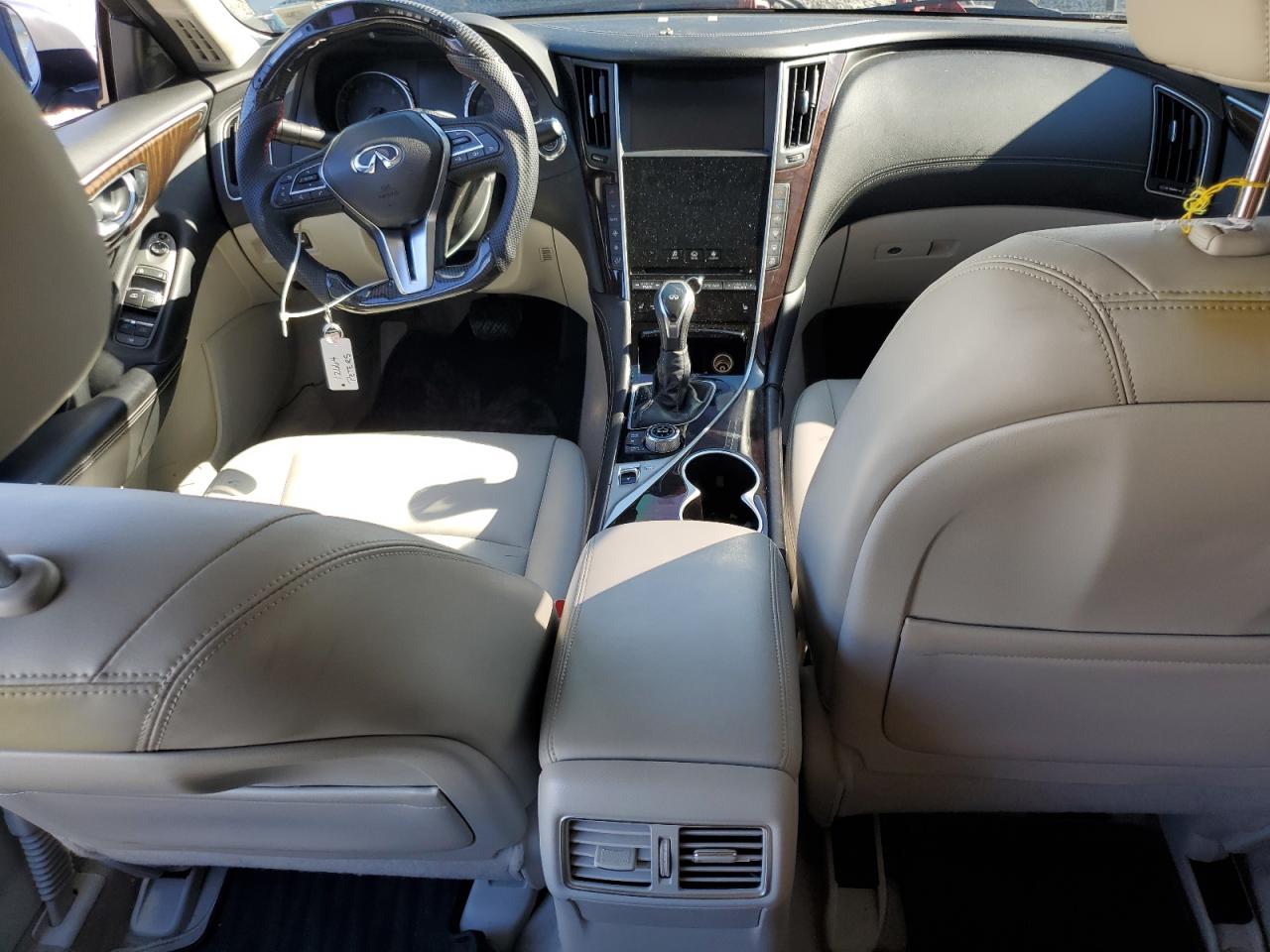 2019 Infiniti Q50 Luxe VIN: JN1EV7AR2KM556256 Lot: 82312105