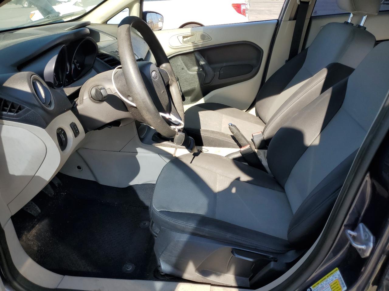 2012 Ford Fiesta S VIN: 3FADP4AJ7CM132076 Lot: 84290745