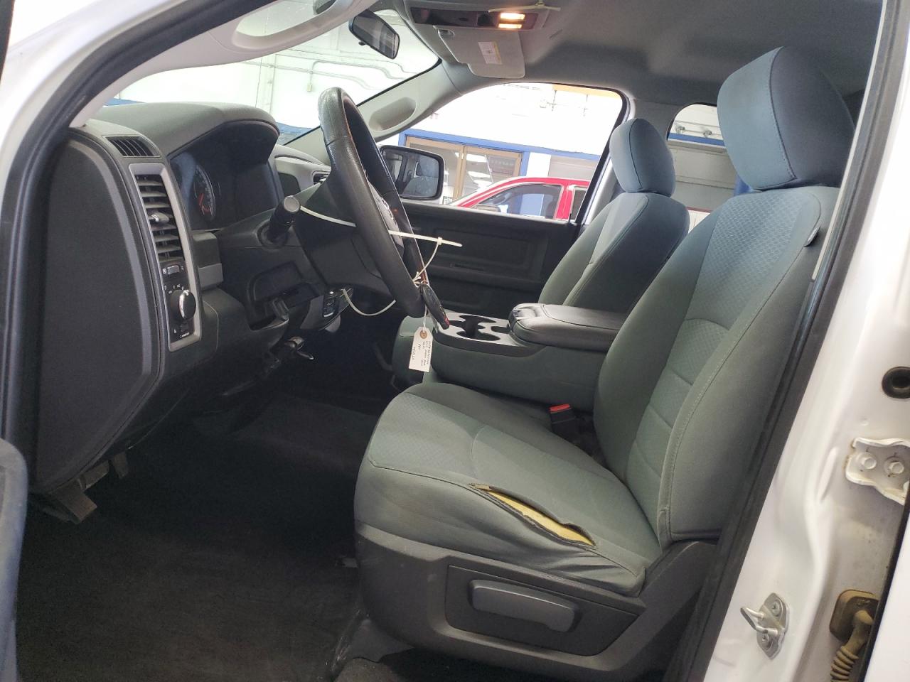 2017 Ram 1500 St VIN: 1C6RR7FT7HS570673 Lot: 86310565