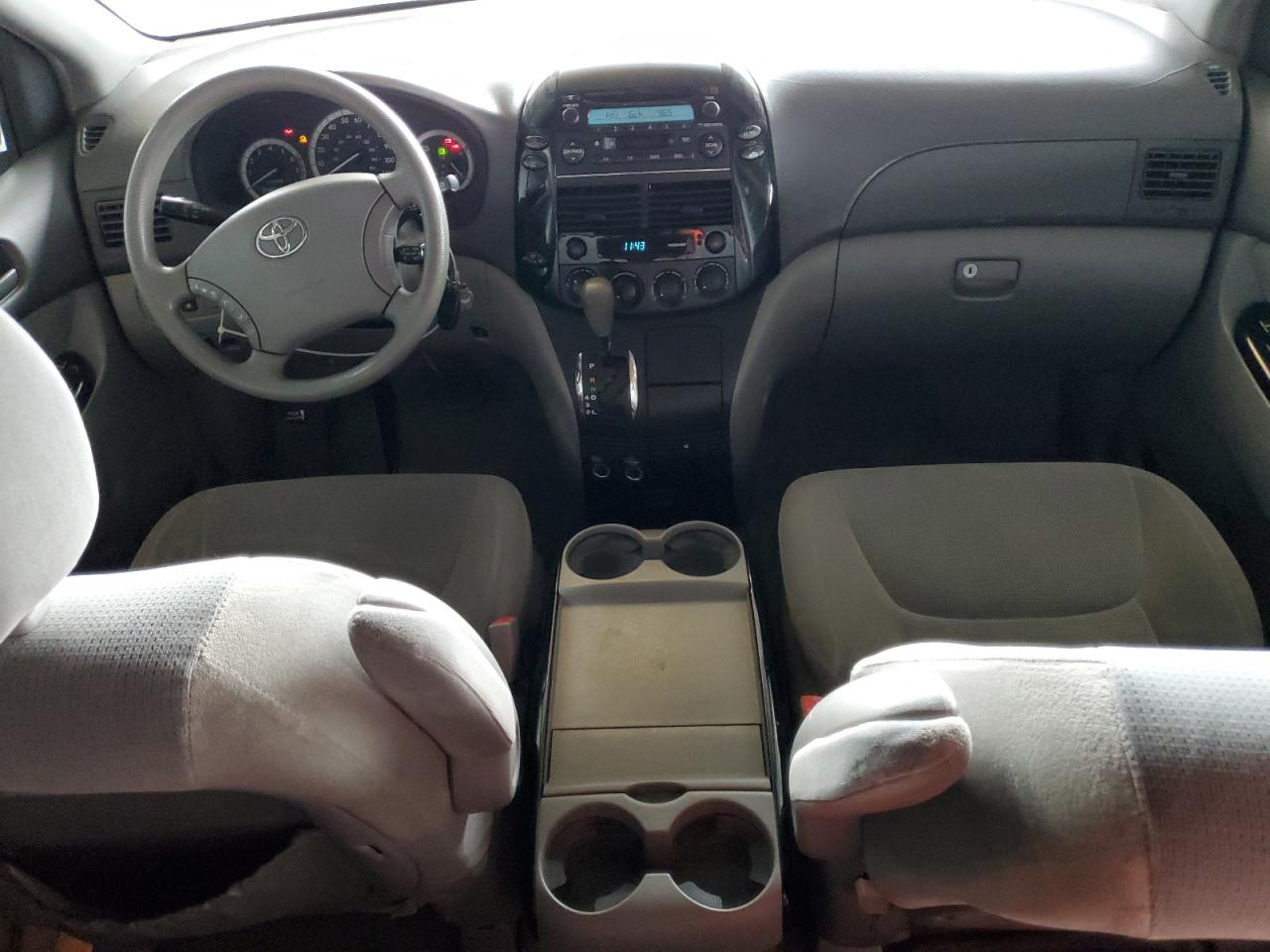 2004 Toyota Sienna Ce VIN: 5TDZA23C24S117751 Lot: 85785265