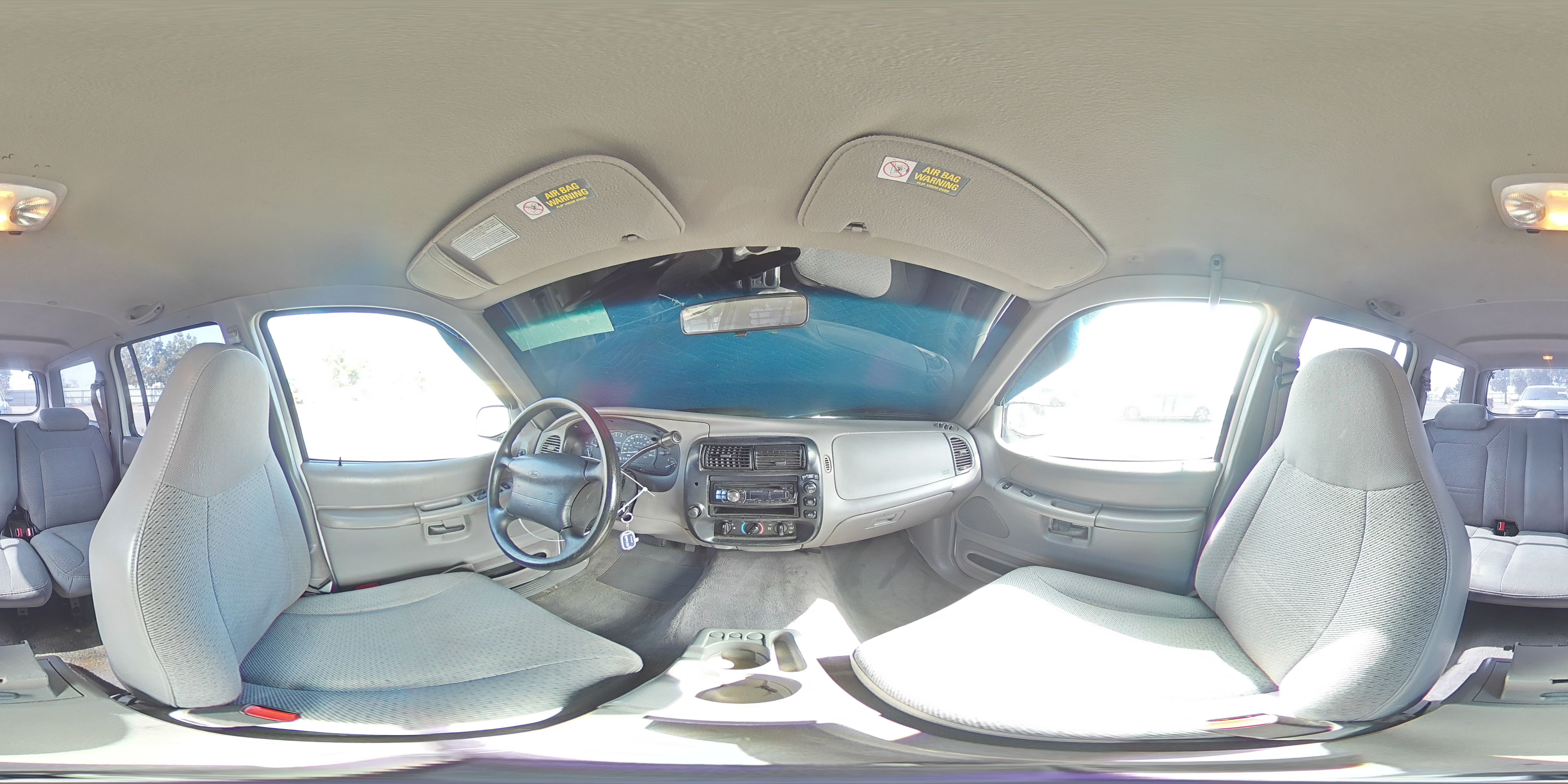 1999 Ford Explorer VIN: 1FMZU32X8XZB64735 Lot: 82251585