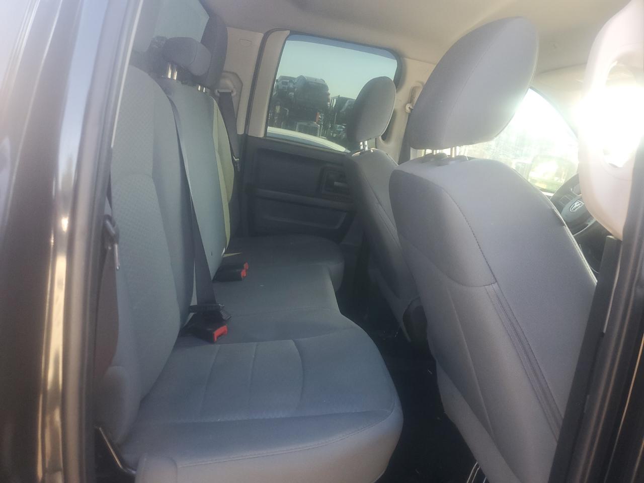 2017 Ram 1500 St VIN: 1C6RR6FGXHS570308 Lot: 86228455