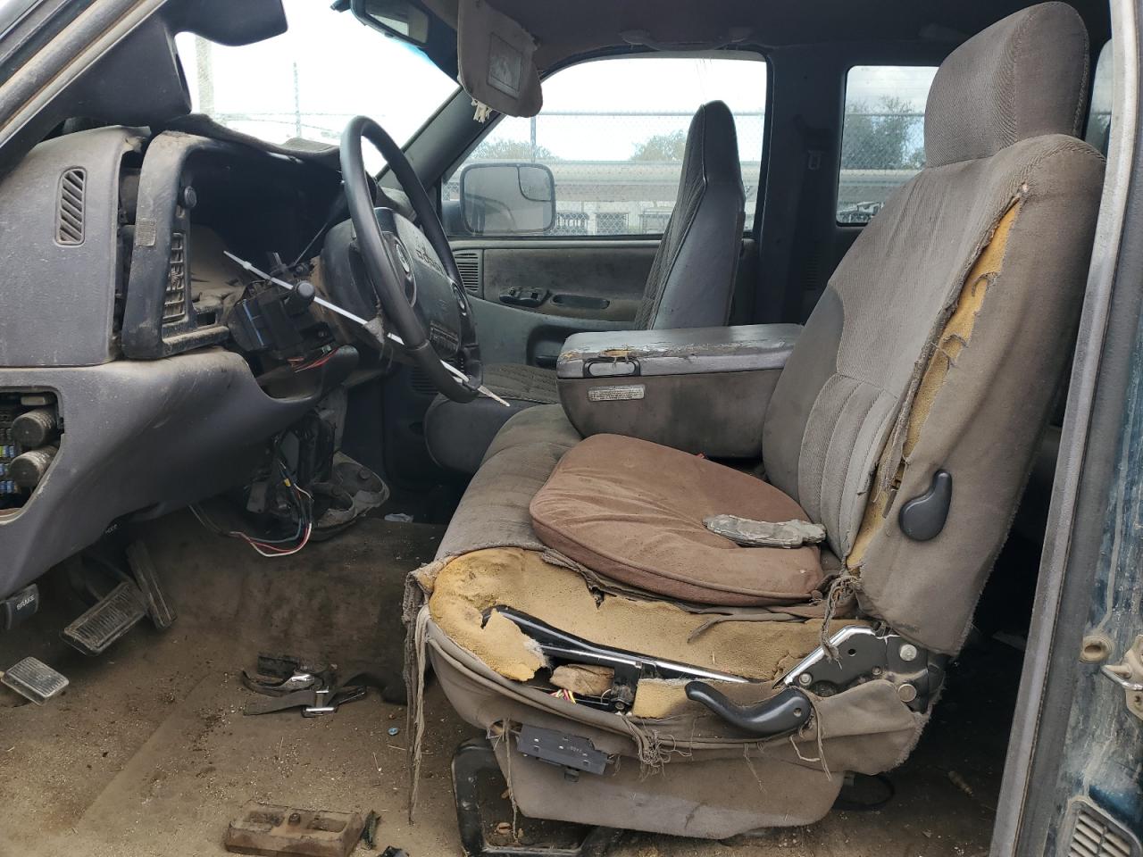 1997 Dodge Ram 2500 VIN: 3B7KC23D9VM513889 Lot: 82331685