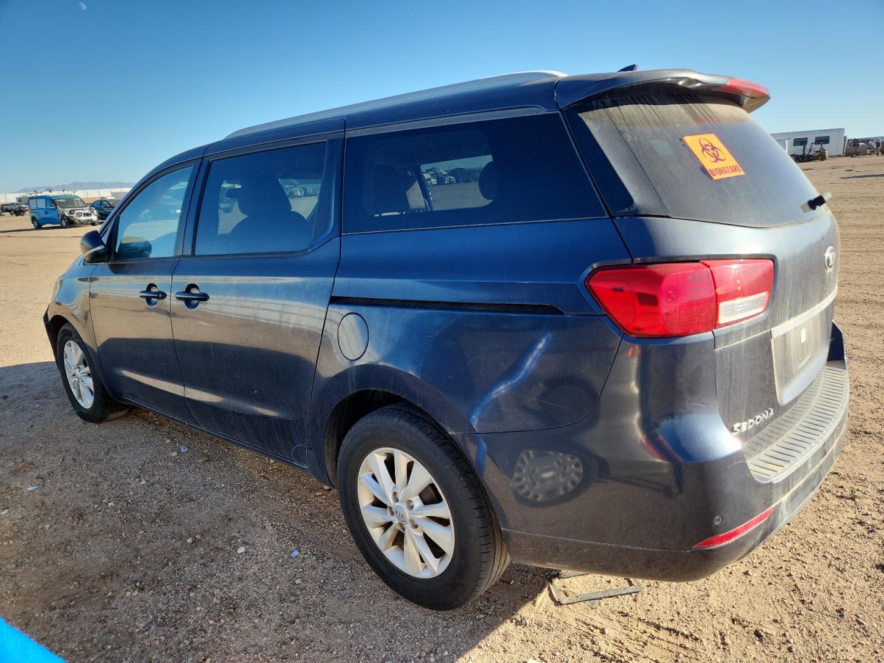 2015 Kia Sedona Lx black van gas KNDMB5C10F6029940 photo #3