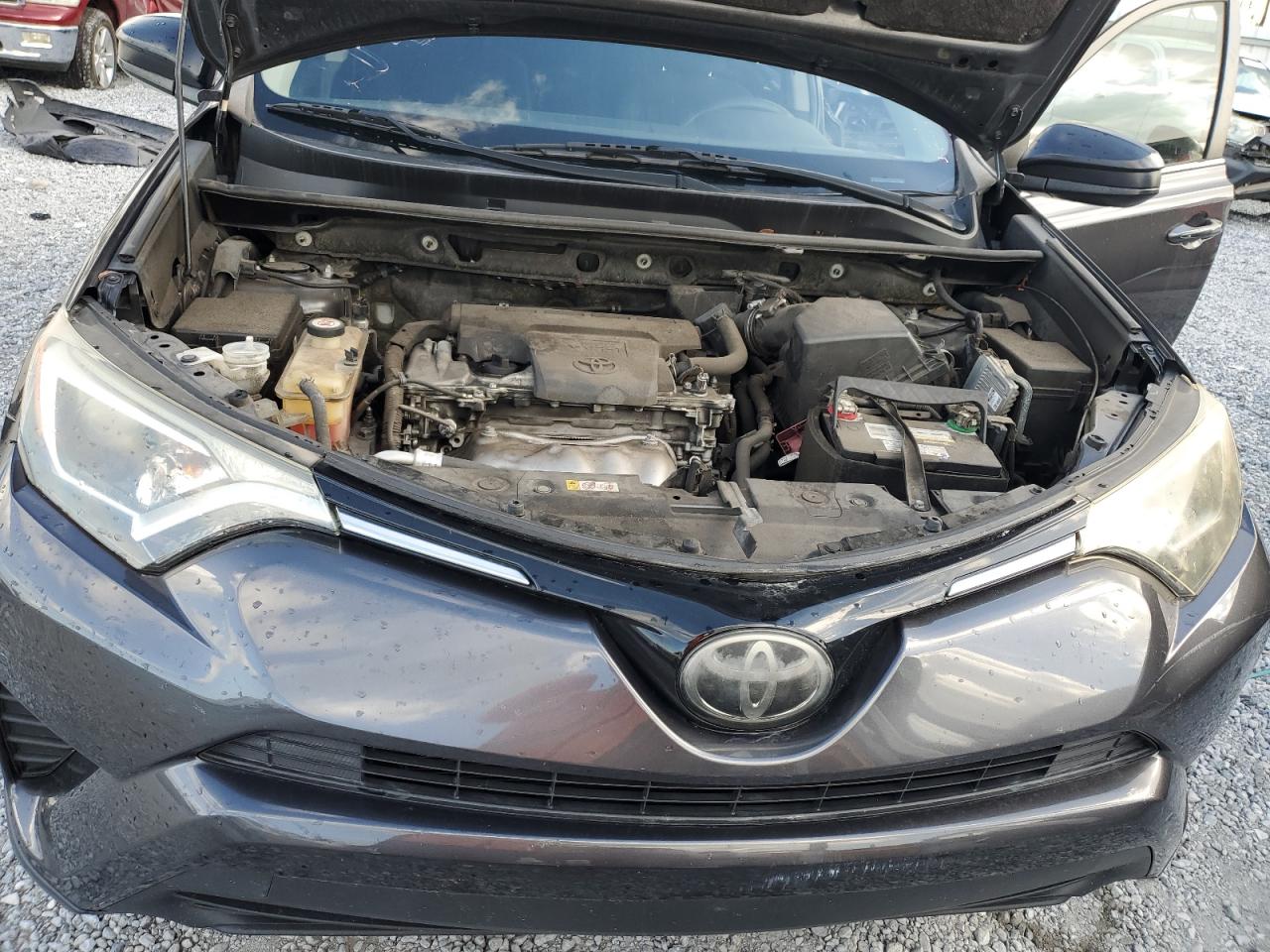 2018 Toyota Rav4 Le VIN: JTMZFREV7JJ185593 Lot: 84970225