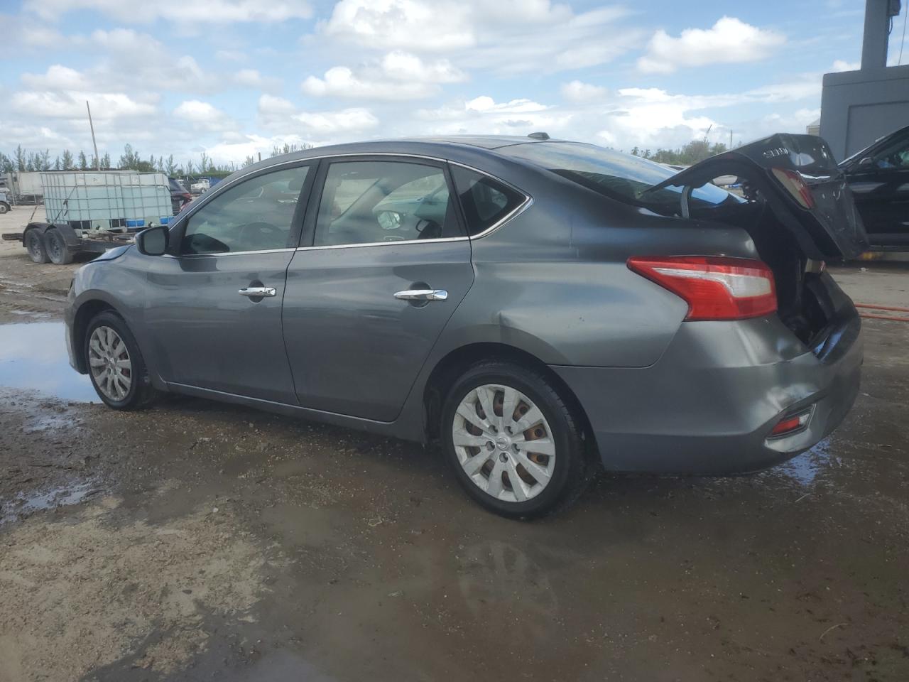 2017 Nissan Sentra S VIN: 3N1AB7AP5HL696682 Lot: 90608785