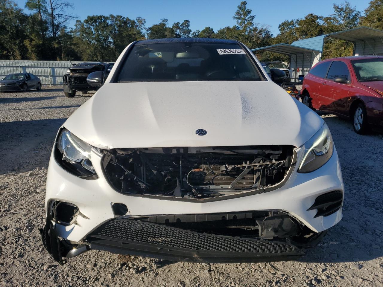 Фото: WDC0J6EB1KF644899