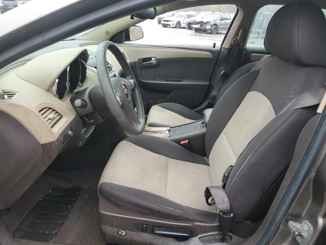 2011 Chevrolet Malibu Ls VIN: 1G1ZB5E18BF124610 Lot: 82308975