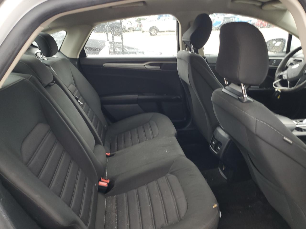 2020 Ford Fusion Se VIN: 3FA6P0H70LR128997 Lot: 86335165