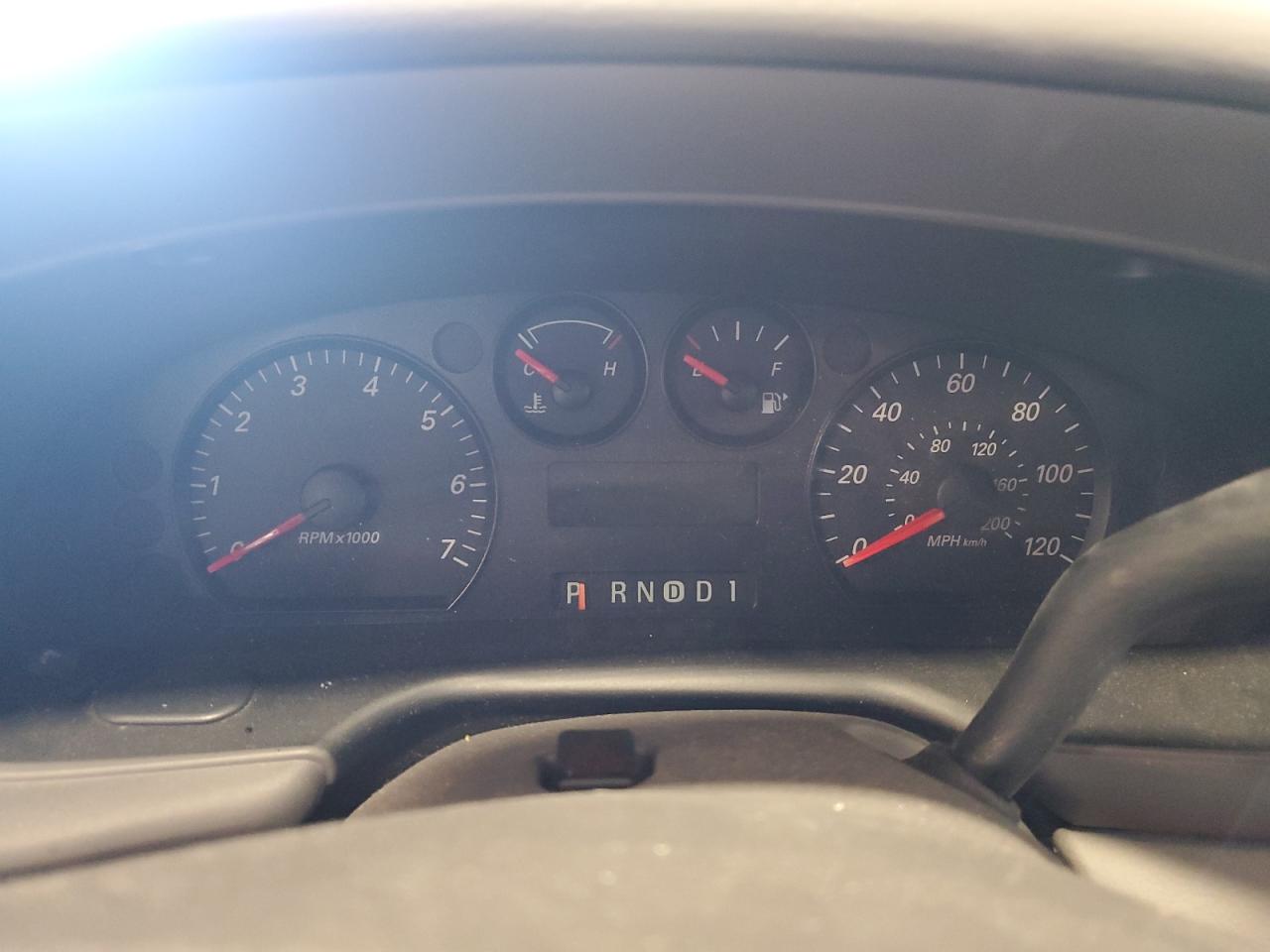 2005 Ford Taurus Se VIN: 1FAFP53235A204735 Lot: 84773255