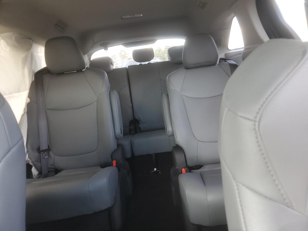 2023 Toyota Sienna Xle VIN: 5TDJSKFC0PS104927 Lot: 84951415