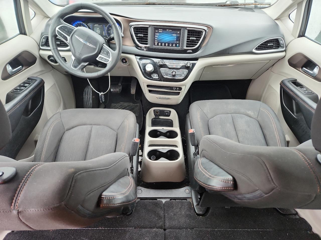 2018 Chrysler Pacifica Touring VIN: 2C4RC1DG5JR148700 Lot: 90556645