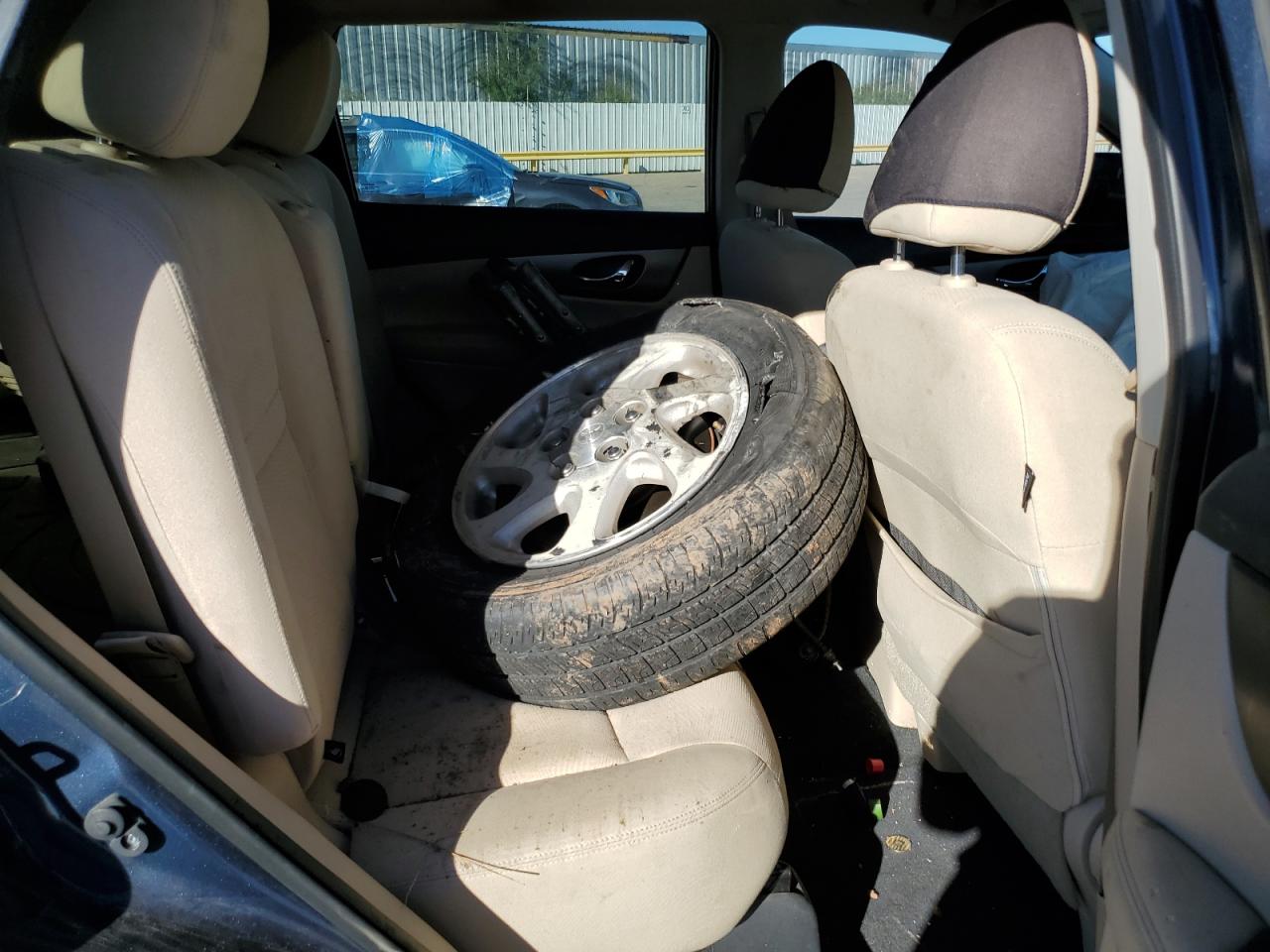 2016 Nissan Rogue S VIN: KNMAT2MV0GP692338 Lot: 82285935