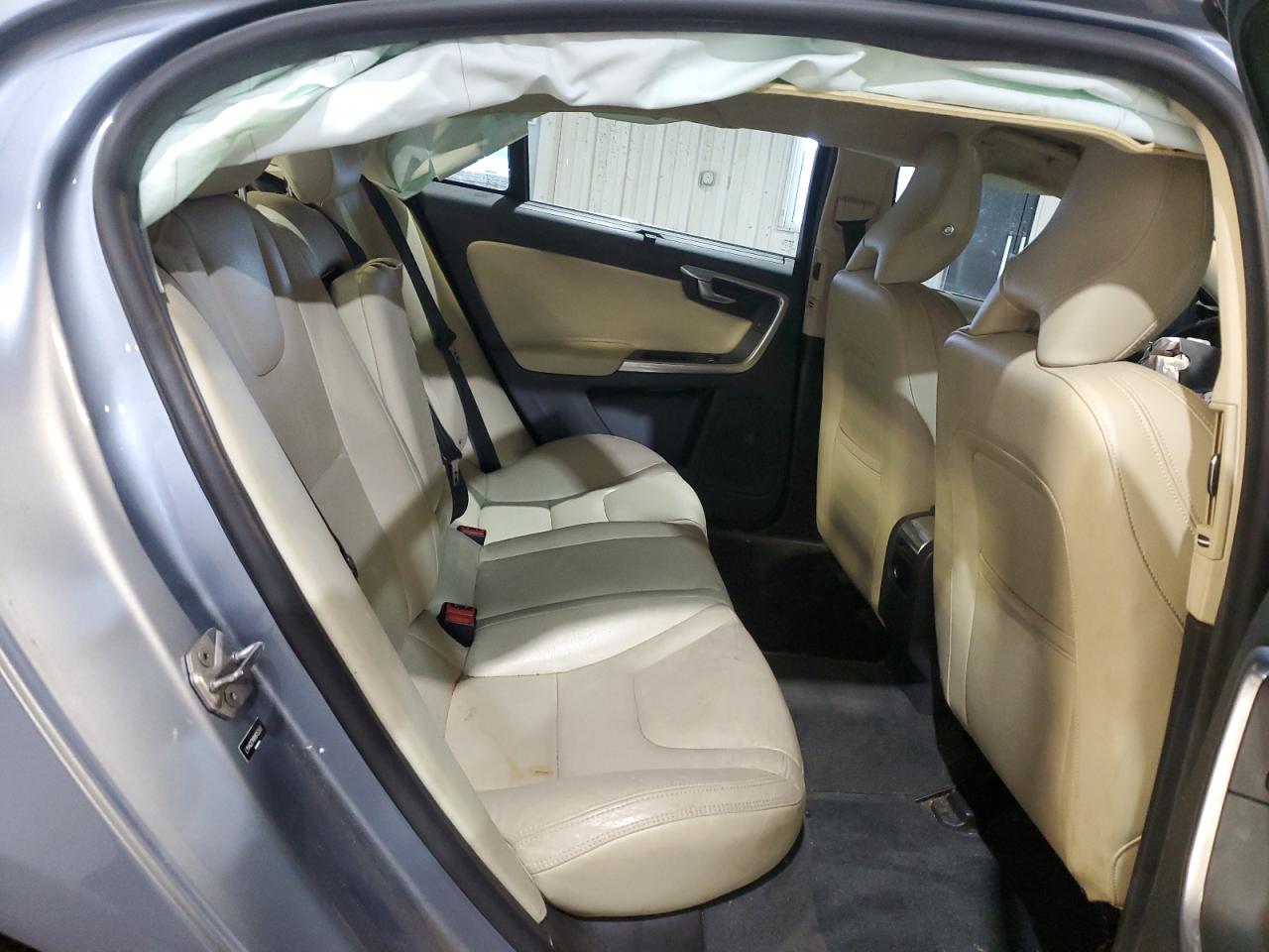 2017 Volvo S60 Platinum VIN: LYV402TM8HB153588 Lot: 90798405