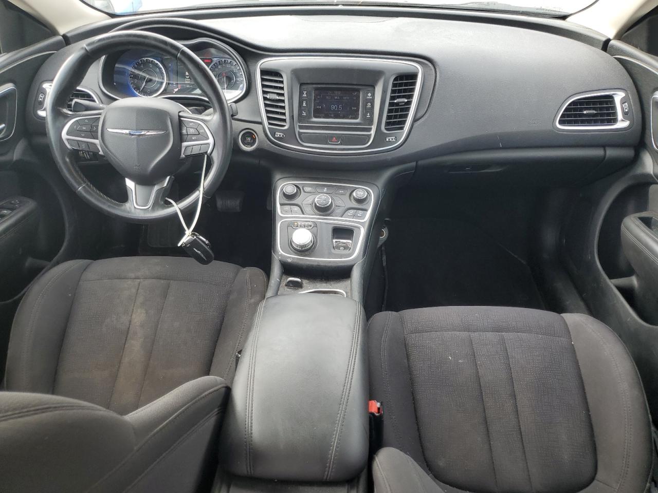 2015 Chrysler 200 Limited VIN: 1C3CCCAB5FN623023 Lot: 82236575