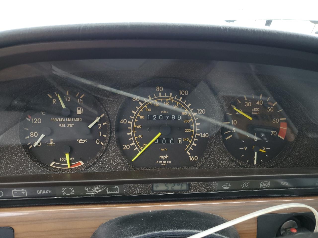 1990 Mercedes-Benz 300 Se VIN: WDBCA24D8LA508779 Lot: 90486405