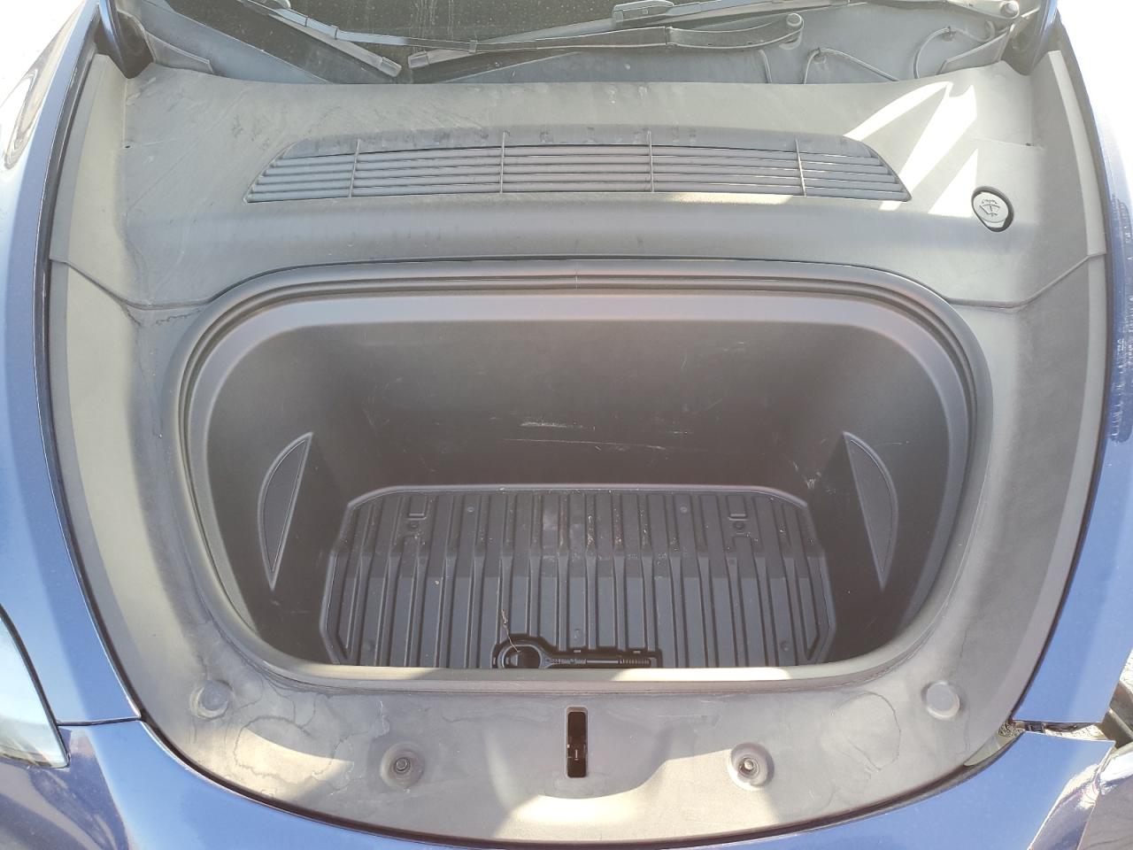 2024 Tesla Model Y VIN: 7SAYGAEE8RF054723 Lot: 82200875