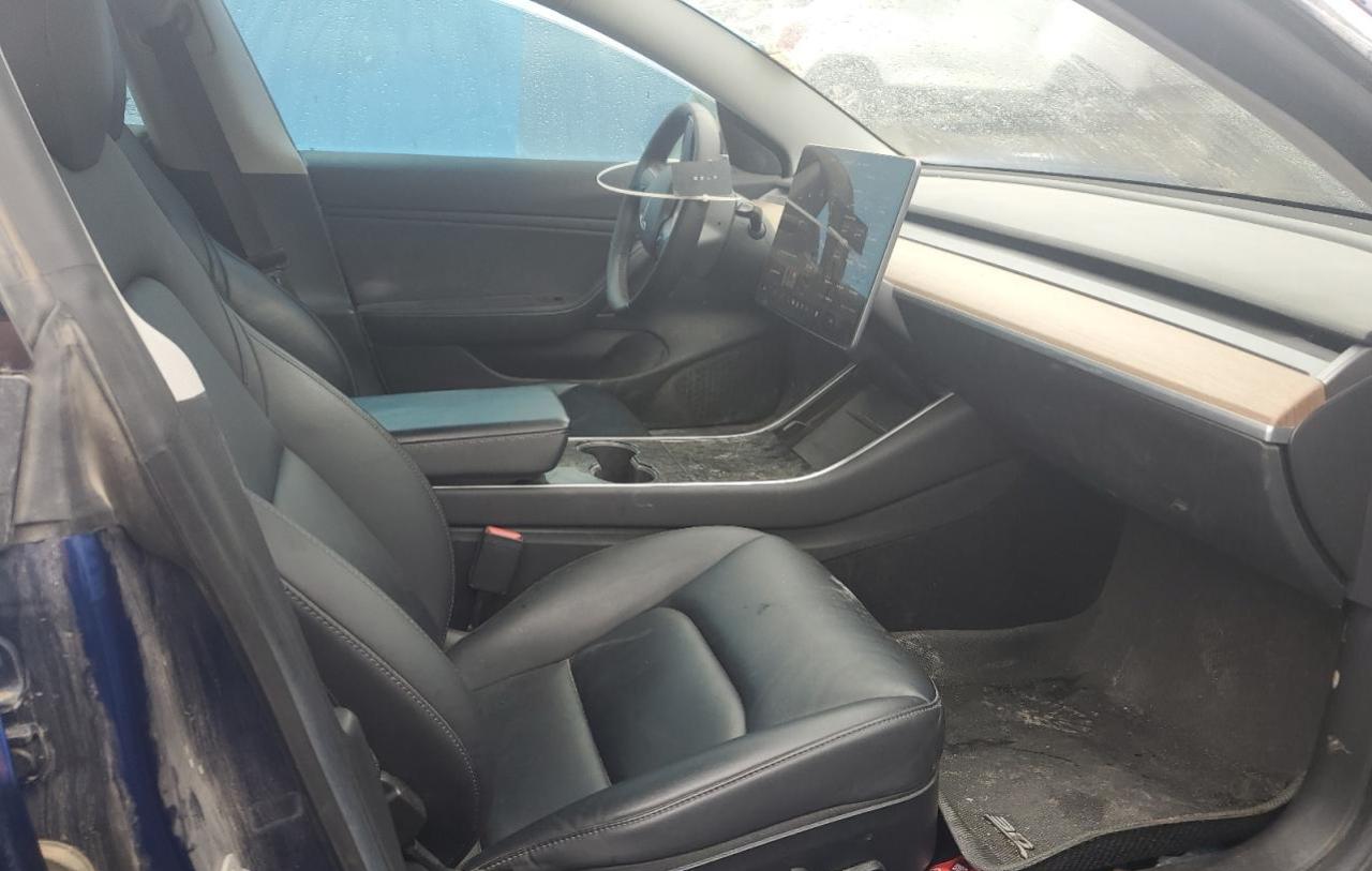 2019 Tesla Model 3 VIN: 5YJ3E1EB1KF432972 Lot: 81652735