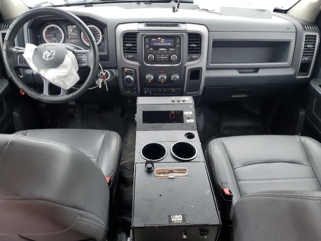 2016 Ram 1500 St VIN: 1C6RR7FG7GS385704 Lot: 82298565