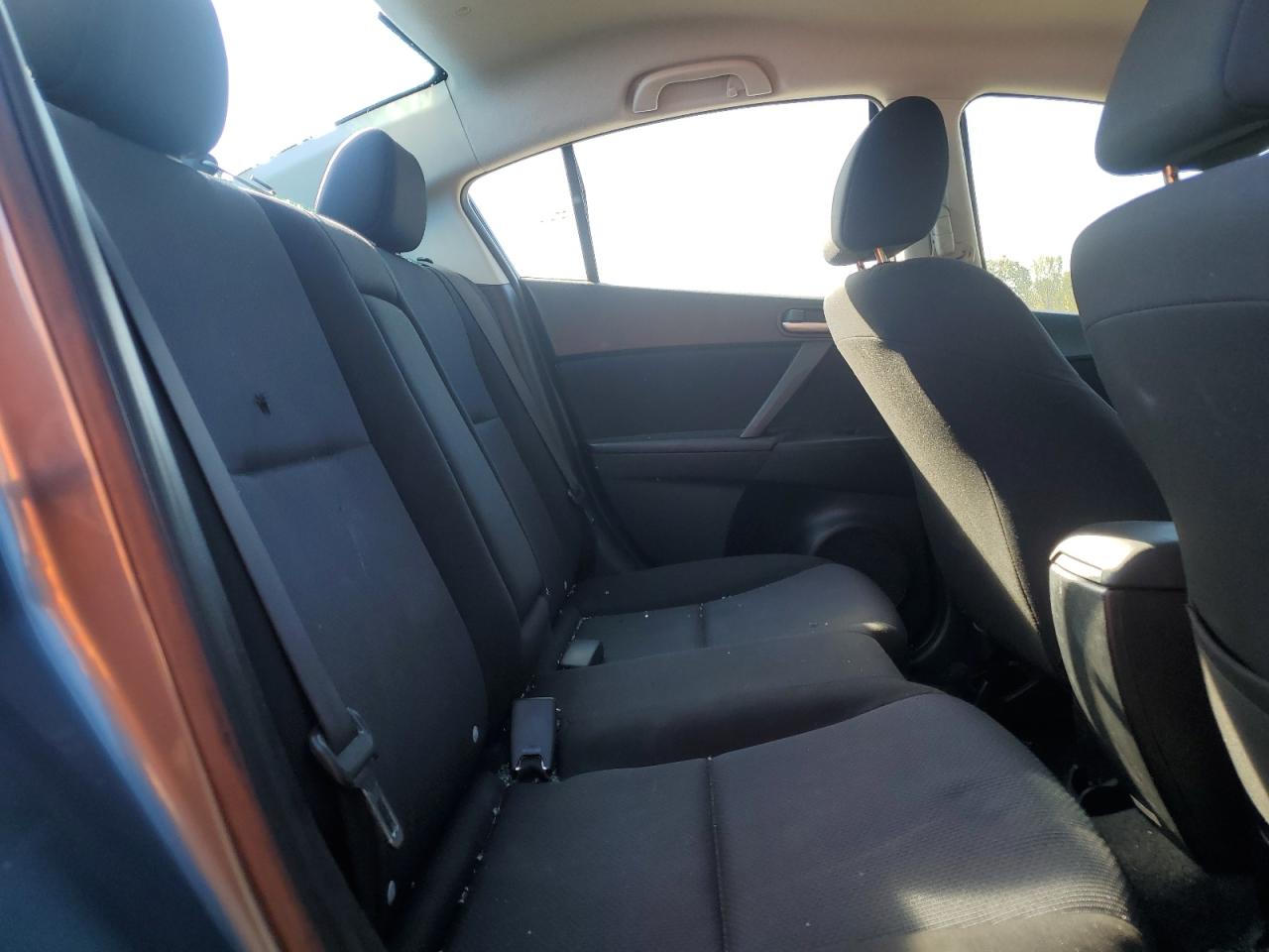 2011 Mazda 3 I VIN: JM1BL1VG1B1447817 Lot: 87181305