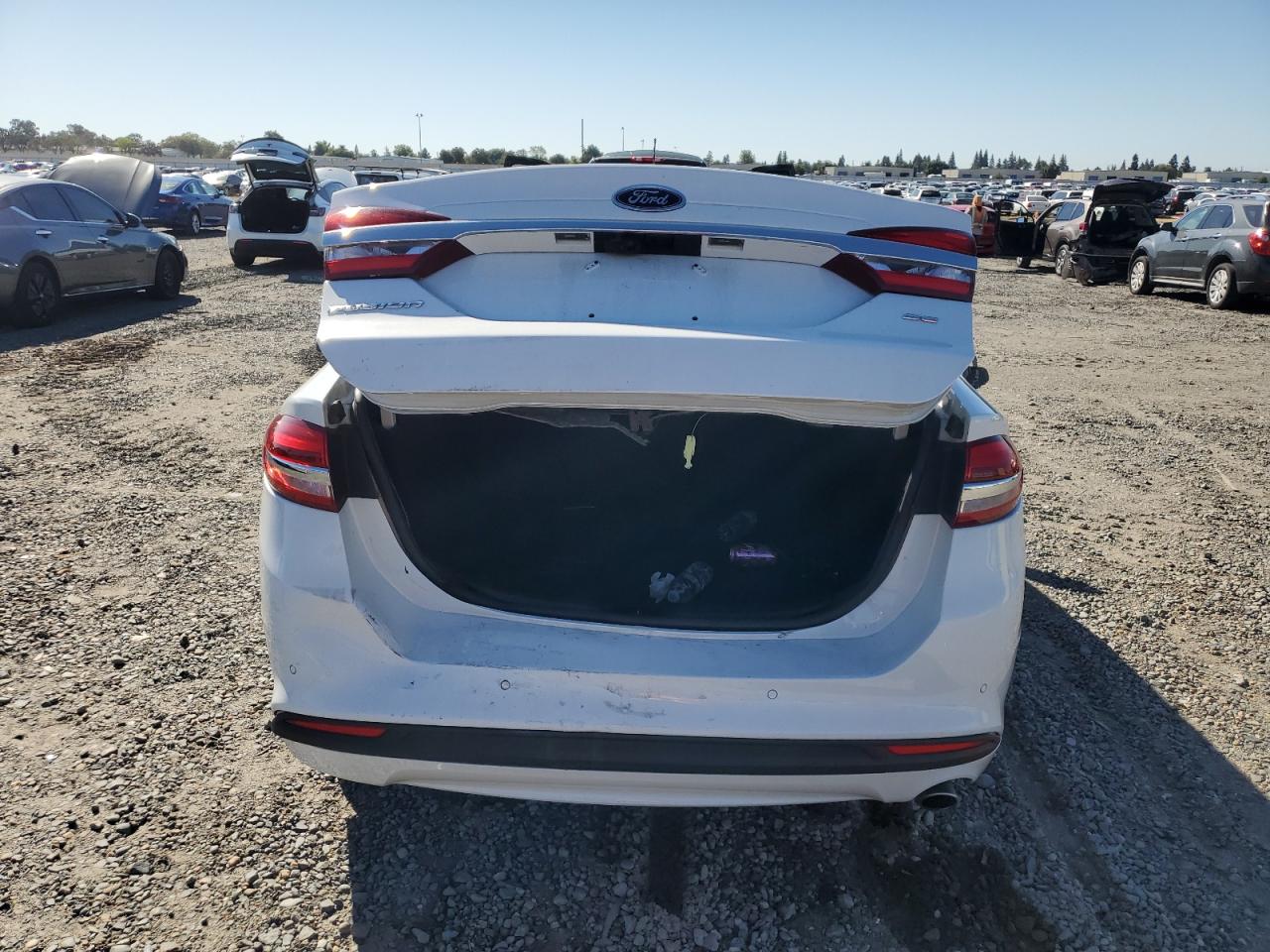 2018 Ford Fusion Se VIN: 3FA6P0H73JR270497 Lot: 82198635