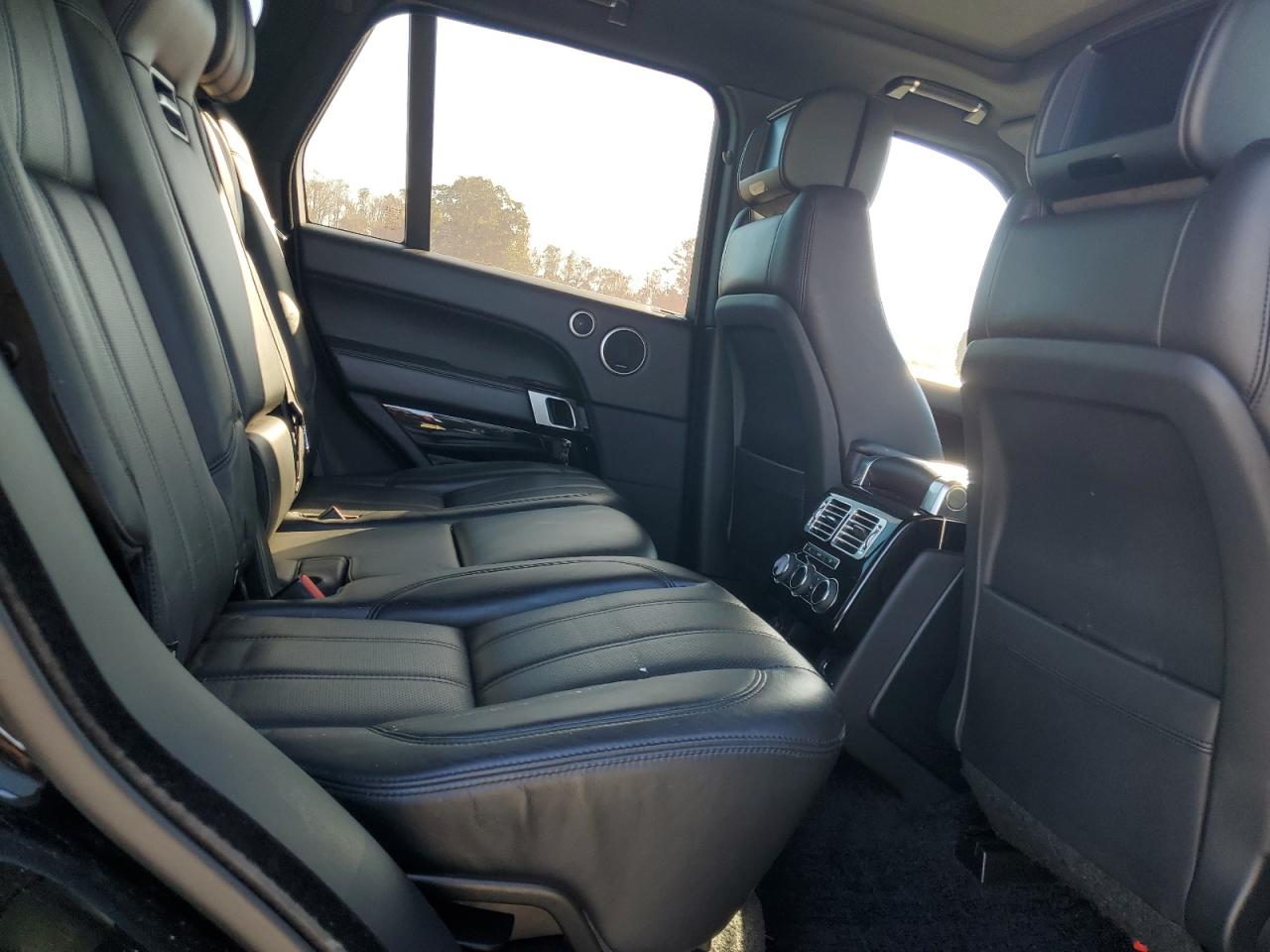 2015 Land Rover Range Rover Supercharged VIN: SALGS2TF6FA233770 Lot: 82742155
