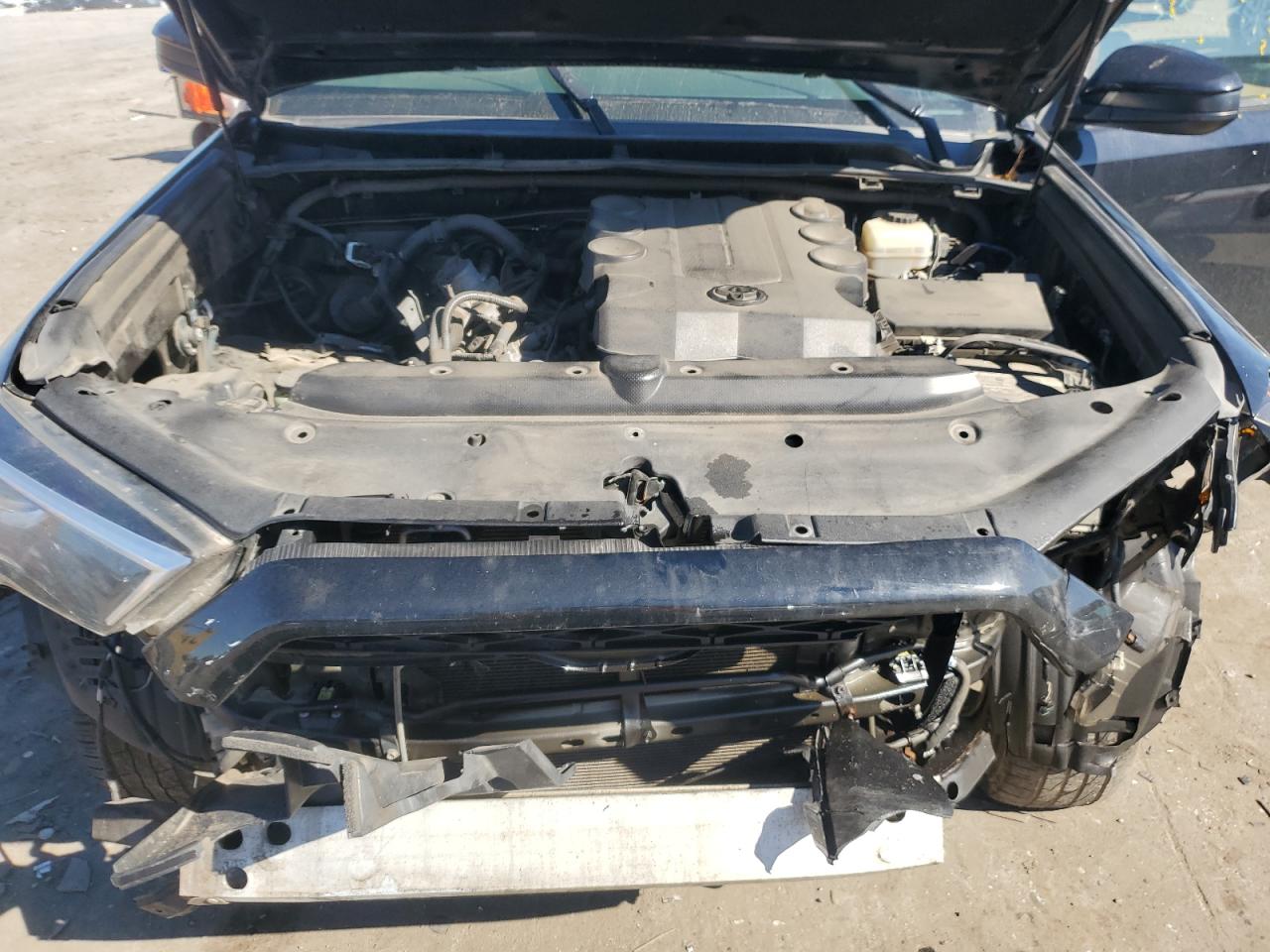 2016 Toyota 4Runner Sr5/Sr5 Premium VIN: JTEBU5JR7G5319086 Lot: 86134565