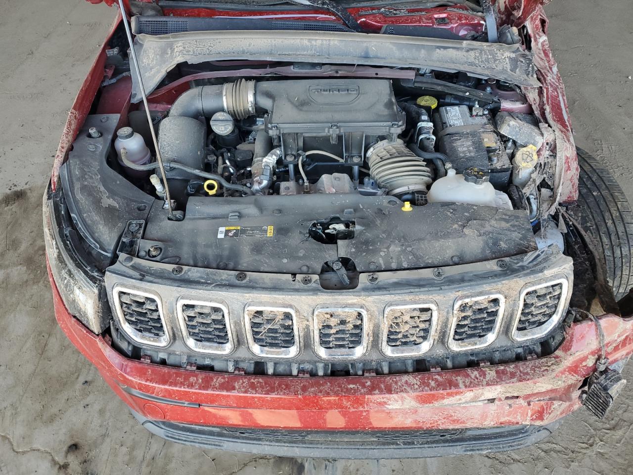 2025 Jeep Compass Latitude VIN: 3C4NJDBNXST560018 Lot: 89863965