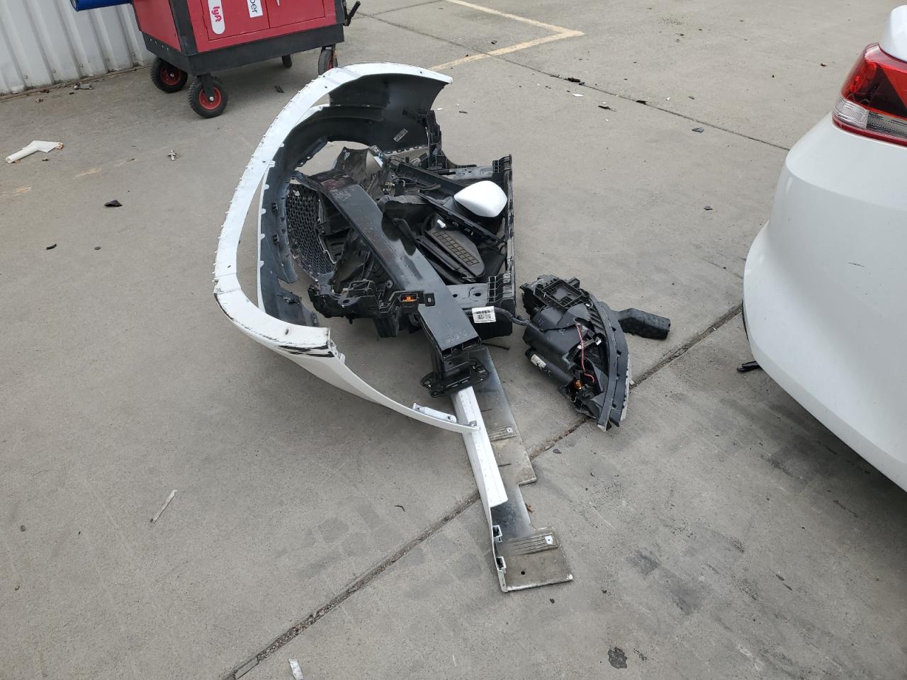 2018 Kia Optima Lx VIN: 5XXGT4L3XJG204601 Lot: 83961245