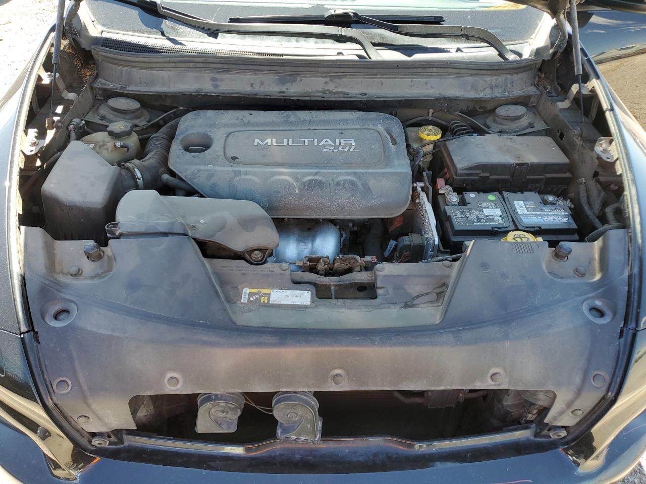 2016 Jeep Cherokee Latitude VIN: 1C4PJMCB8GW133886 Lot: 85703255