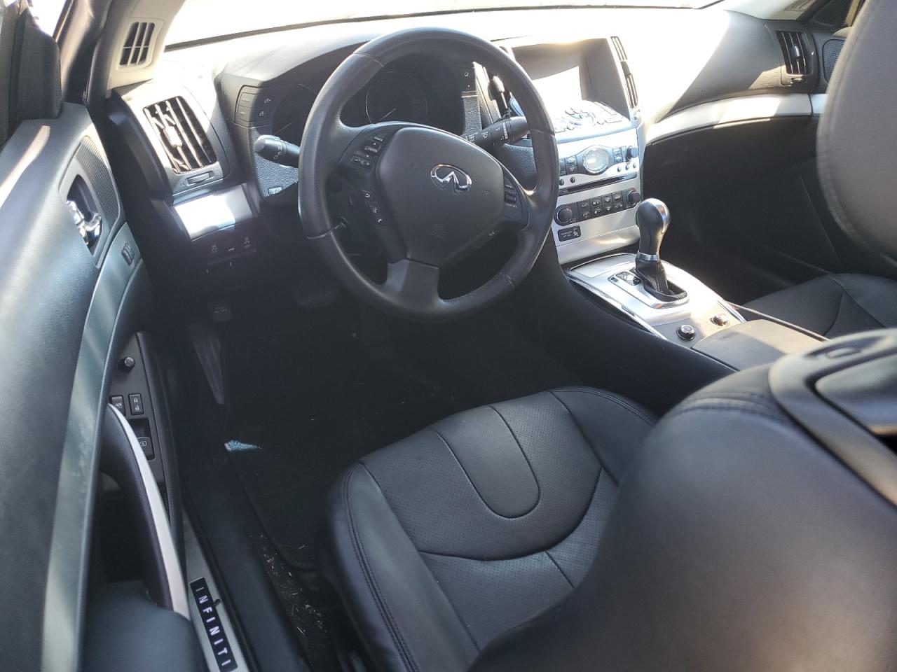 2014 Infiniti Q60 Journey VIN: JN1CV6EK8EM113323 Lot: 85265755