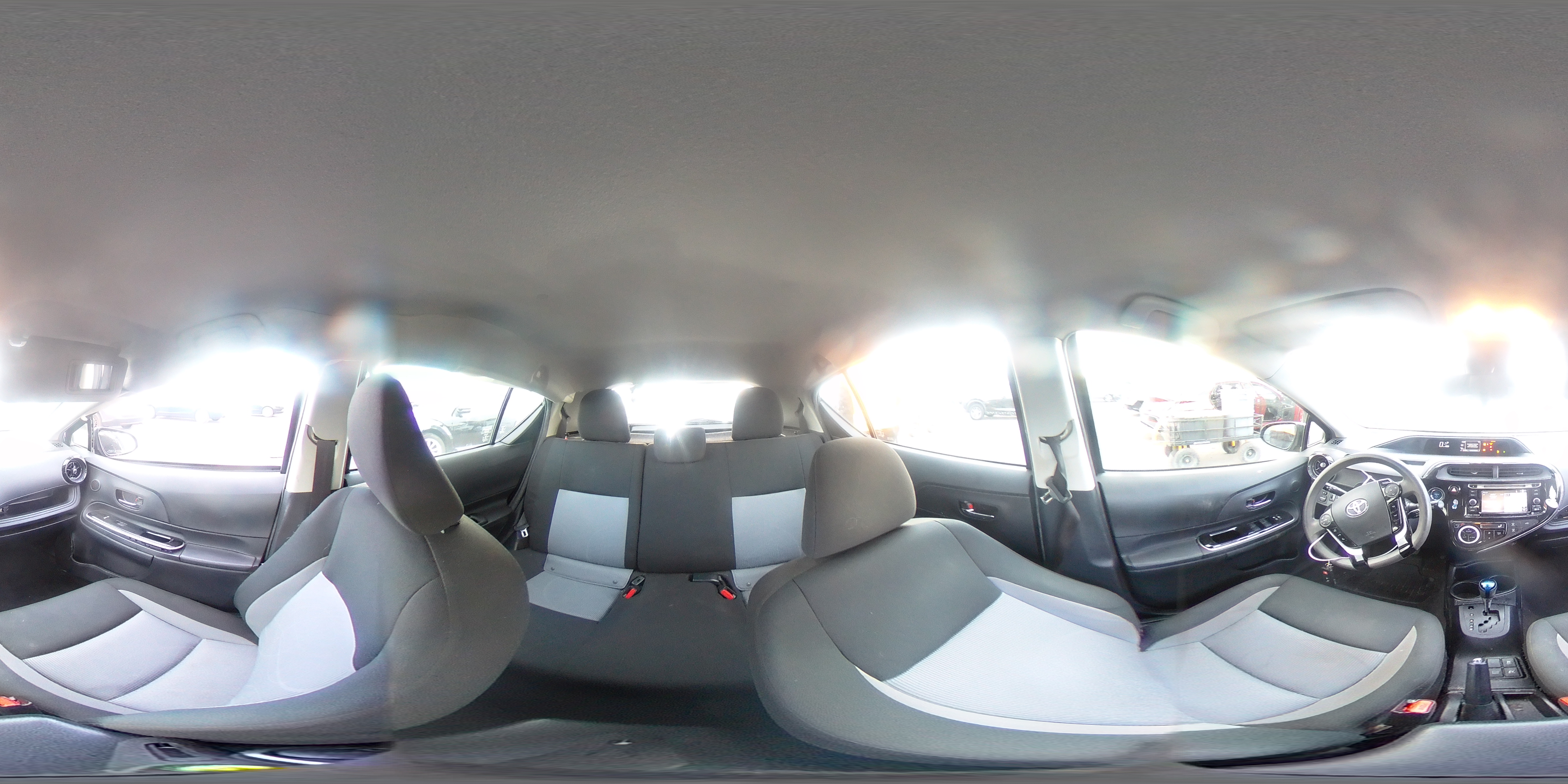 2018 Toyota Prius C VIN: JTDKDTB3XJ1603491 Lot: 90549565