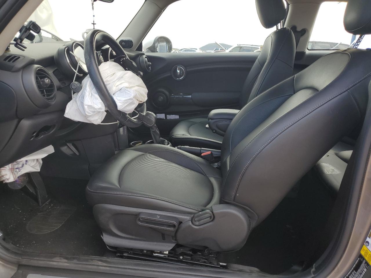 2018 Mini Cooper VIN: WMWXP5C55J2H29101 Lot: 82238015