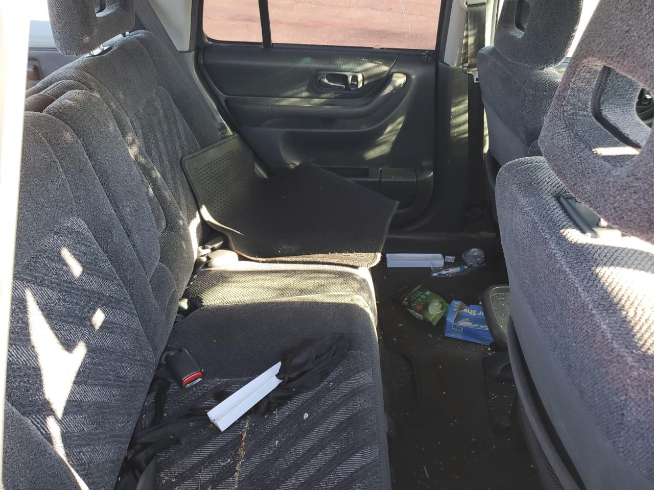 1999 Honda Cr-V Lx VIN: JHLRD2840XC024311 Lot: 82489815