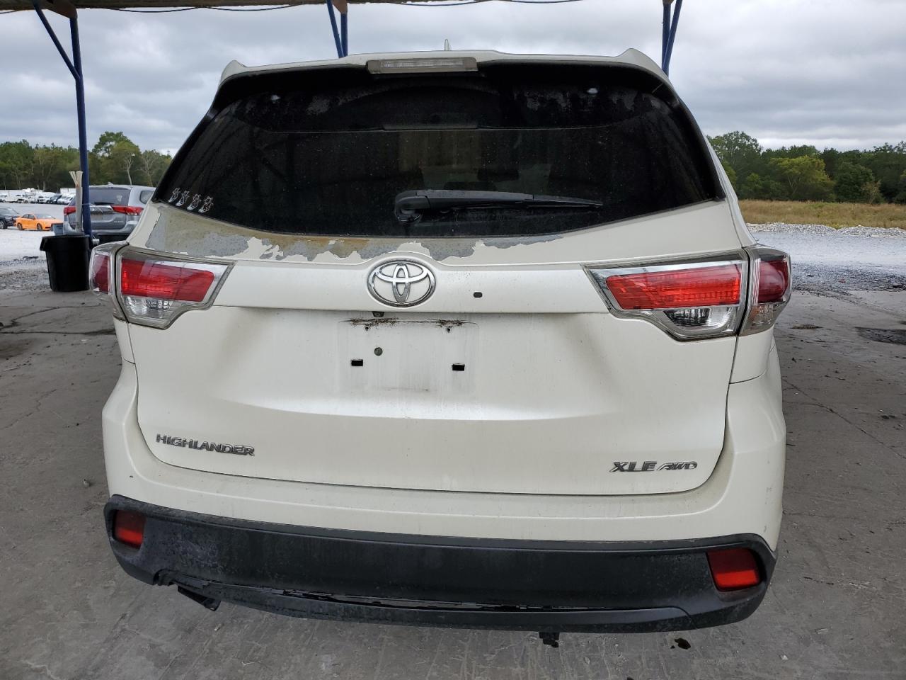 2014 Toyota Highlander Xle VIN: 5TDJKRFH2ES043954 Lot: 82237065